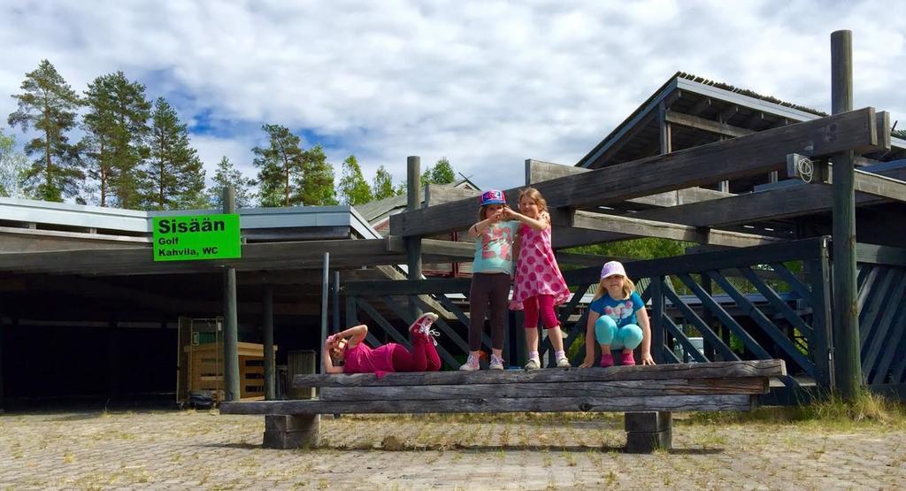 Kesaeaitat Hotell Ähtäri Exteriör bild