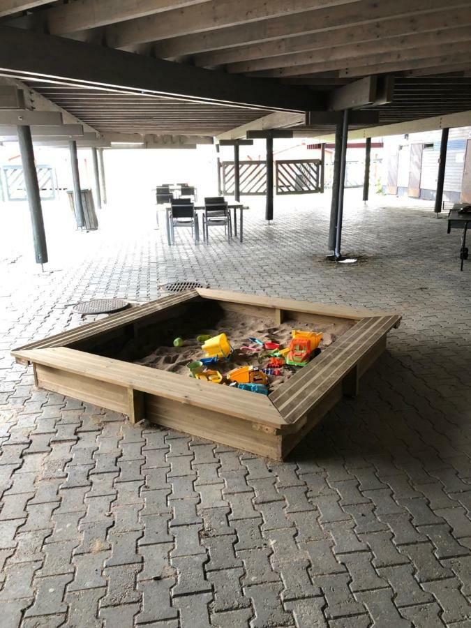 Kesaeaitat Hotell Ähtäri Exteriör bild